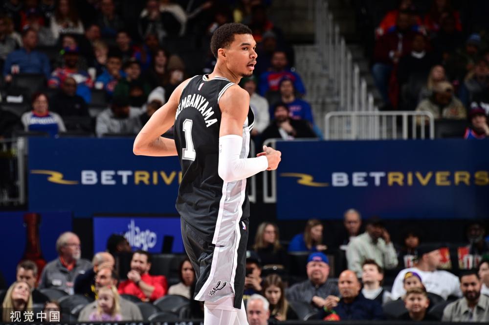 衛球員在關 衛球員在關